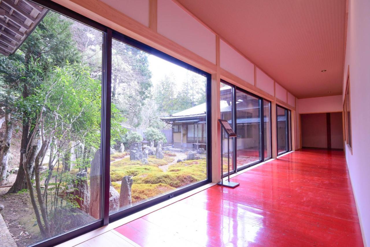 Koyasan Shukubo Saizenin Hotell Exteriör bild