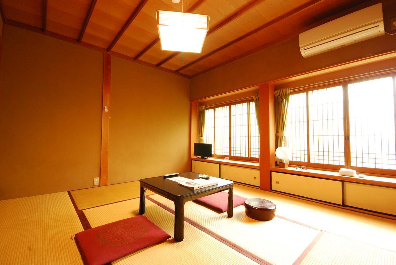 Koyasan Shukubo Saizenin Hotell Exteriör bild