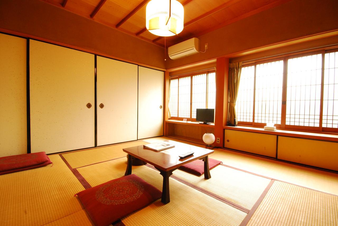 Koyasan Shukubo Saizenin Hotell Exteriör bild